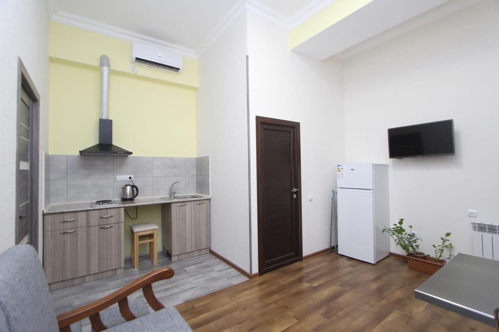 Modern Apartments And Tours Yerevan Exterior photo